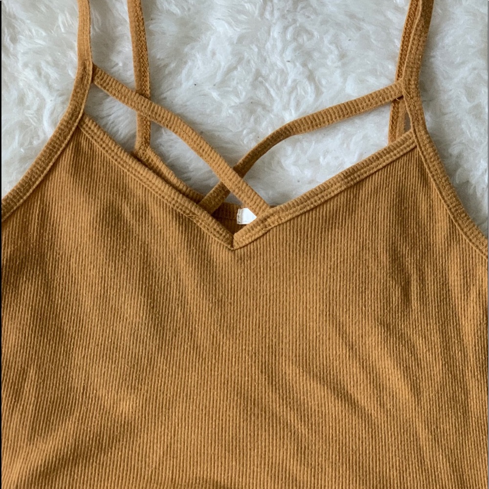 B1G1 Bozzolo tank crop top